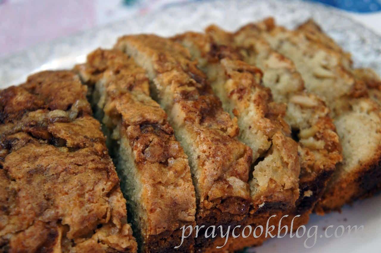Apple Cinnamon Nut Bread
