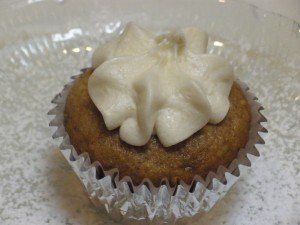 Spice cup banana buttercream