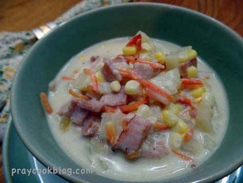 ham pot corn chowder upclose