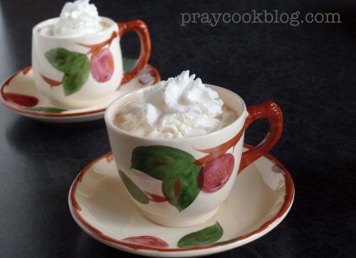 Caramel Apple Spice Hot Drink