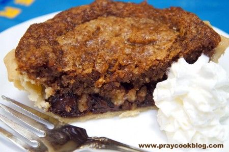 Choc chip tart macro