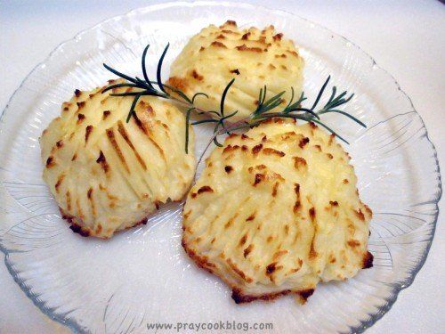 Rosemary Infused Crispy Mashed Potatoes
