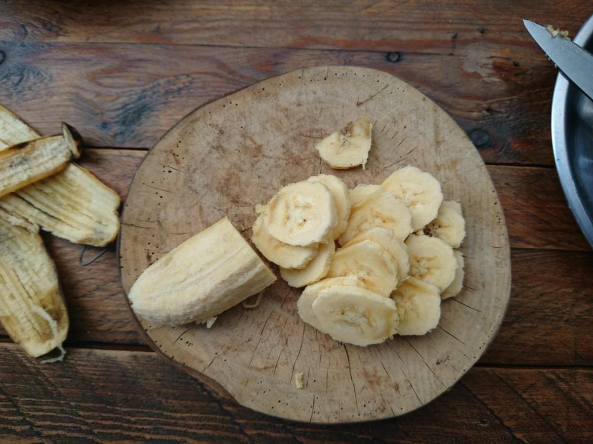 sliced banana