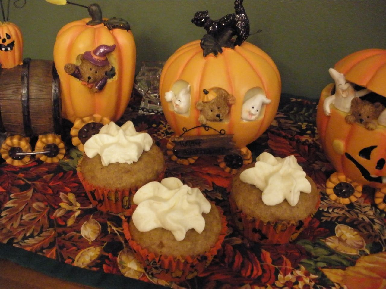 Halloween Spice Cupcakes