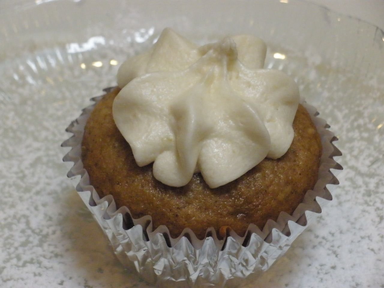 Spice cup banana buttercream