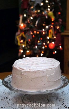 strawberry-cake-and-tree-