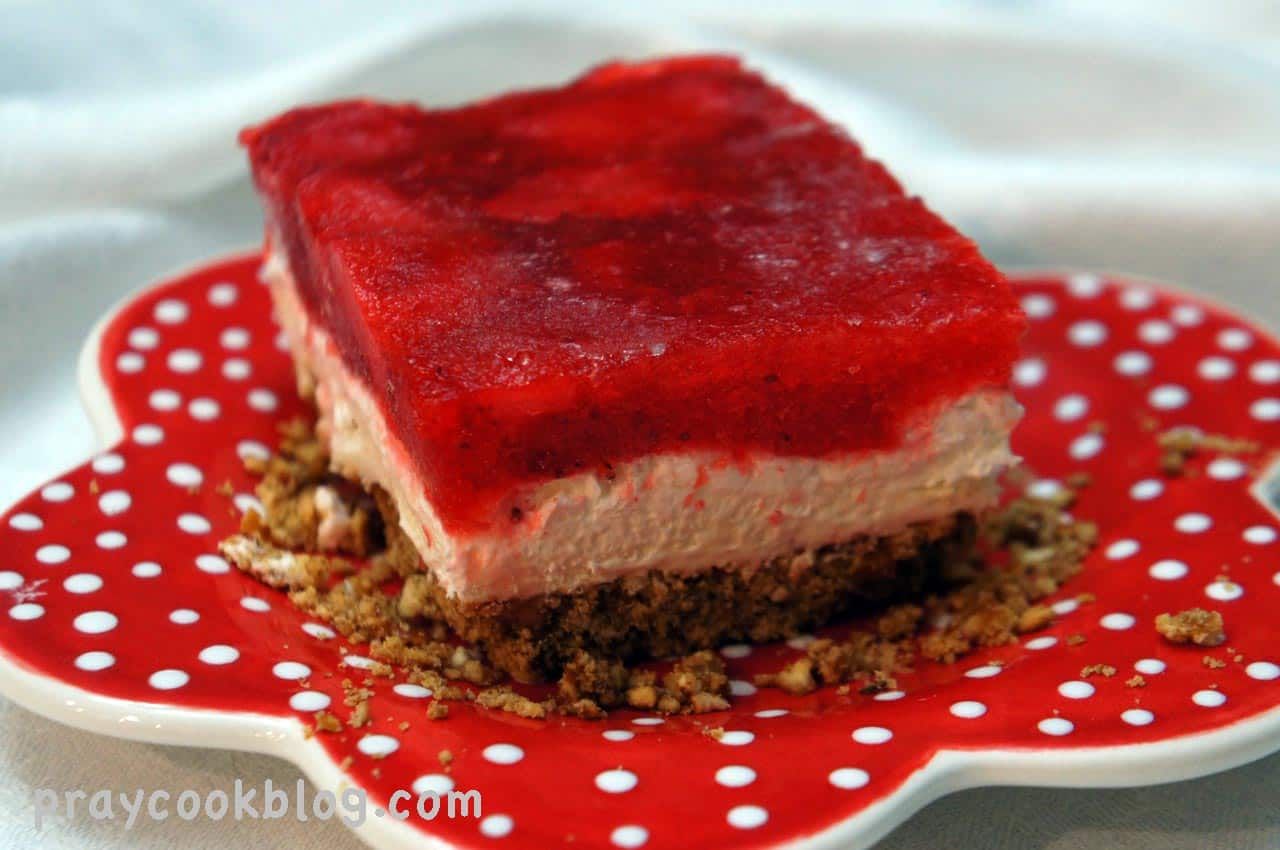 Strawberry Pretzel Salad
